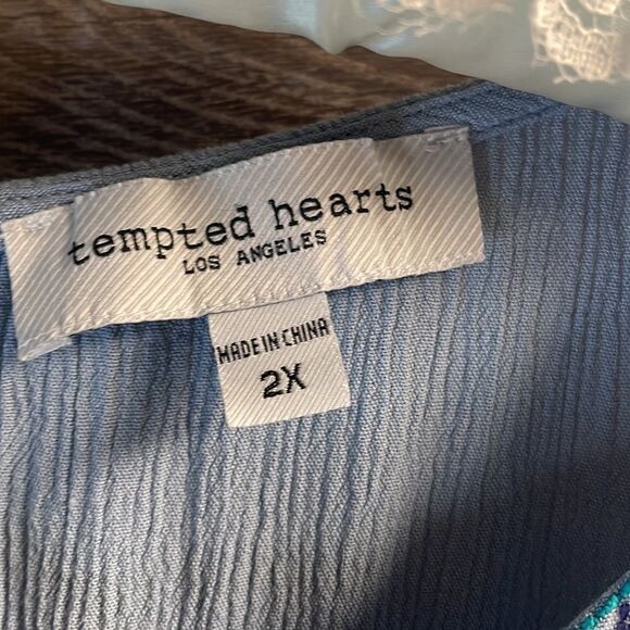 Tempted Heart Woman’s Top, Size 2X, Blue with Colored Embroidery Stitching - Picture 3 of 6